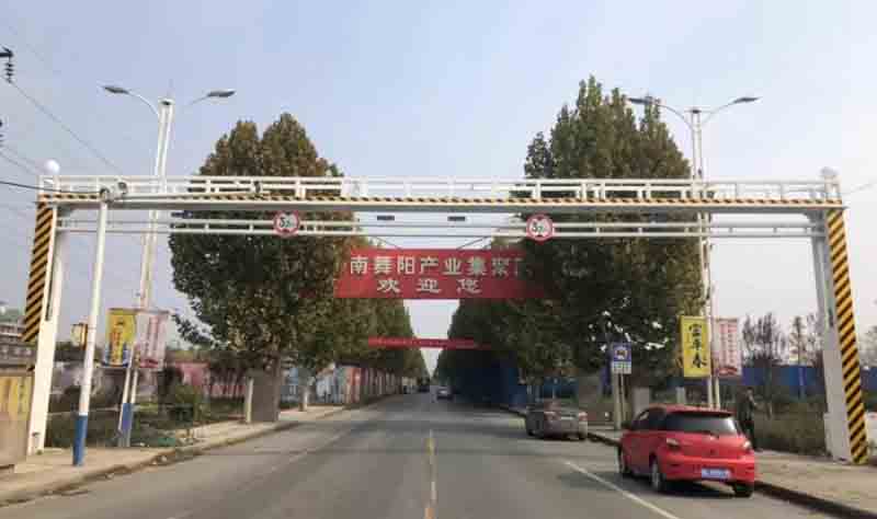 安阳电动液压限高架
